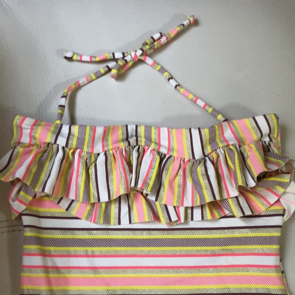 Bikini - Picture 2 of 3